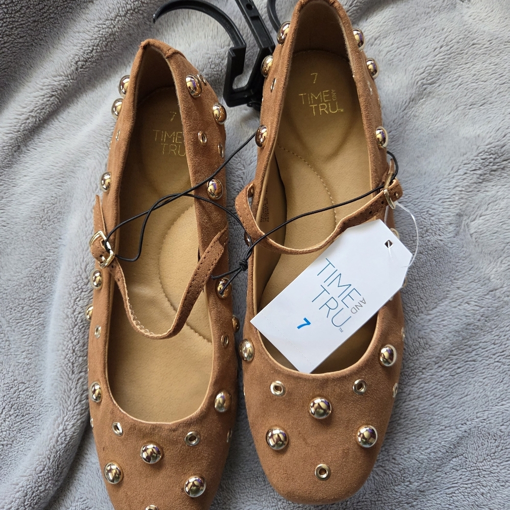 Time and Tru Brown Studded Mary Jane Flats